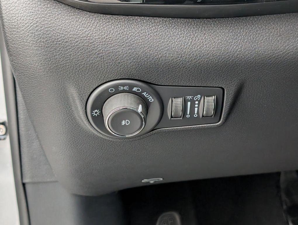 new 2026 Jeep Compass car, priced at $31,700