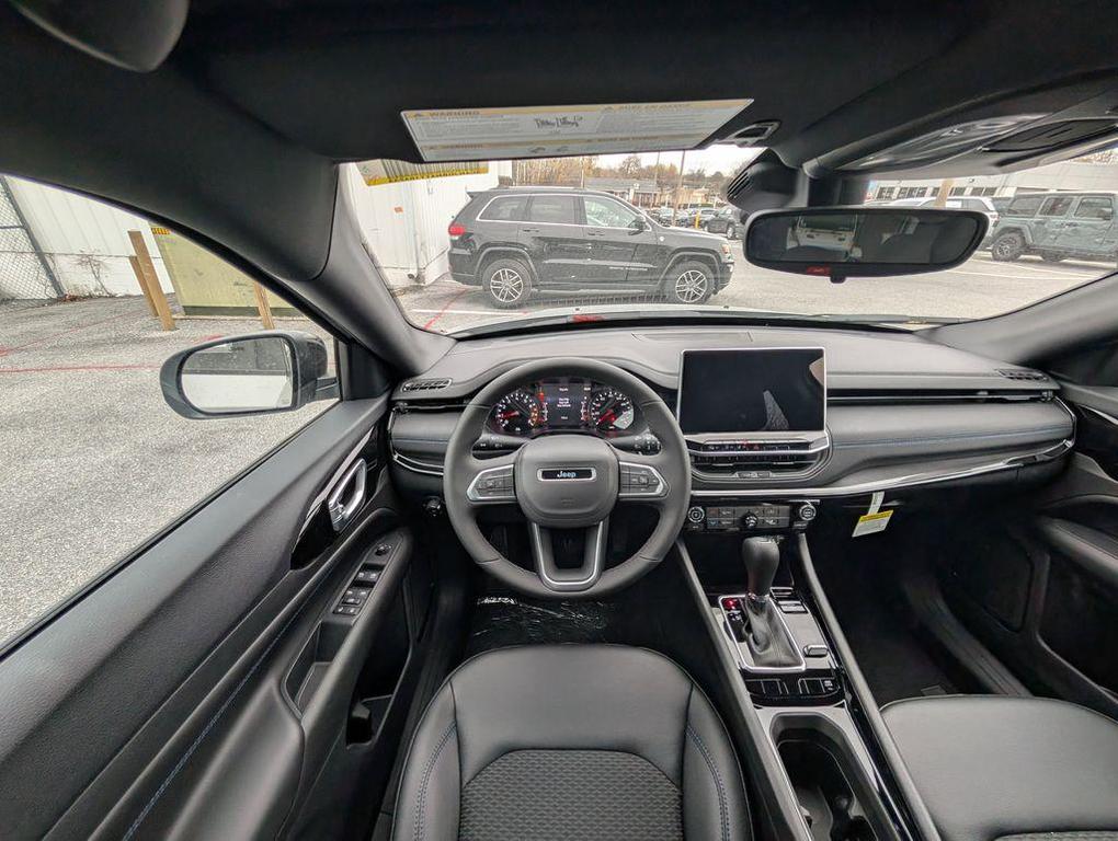 new 2026 Jeep Compass car, priced at $31,700