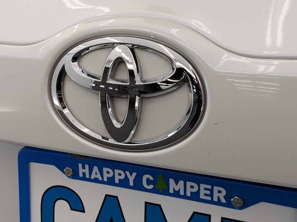 used 2019 Toyota Highlander car, priced at $27,995