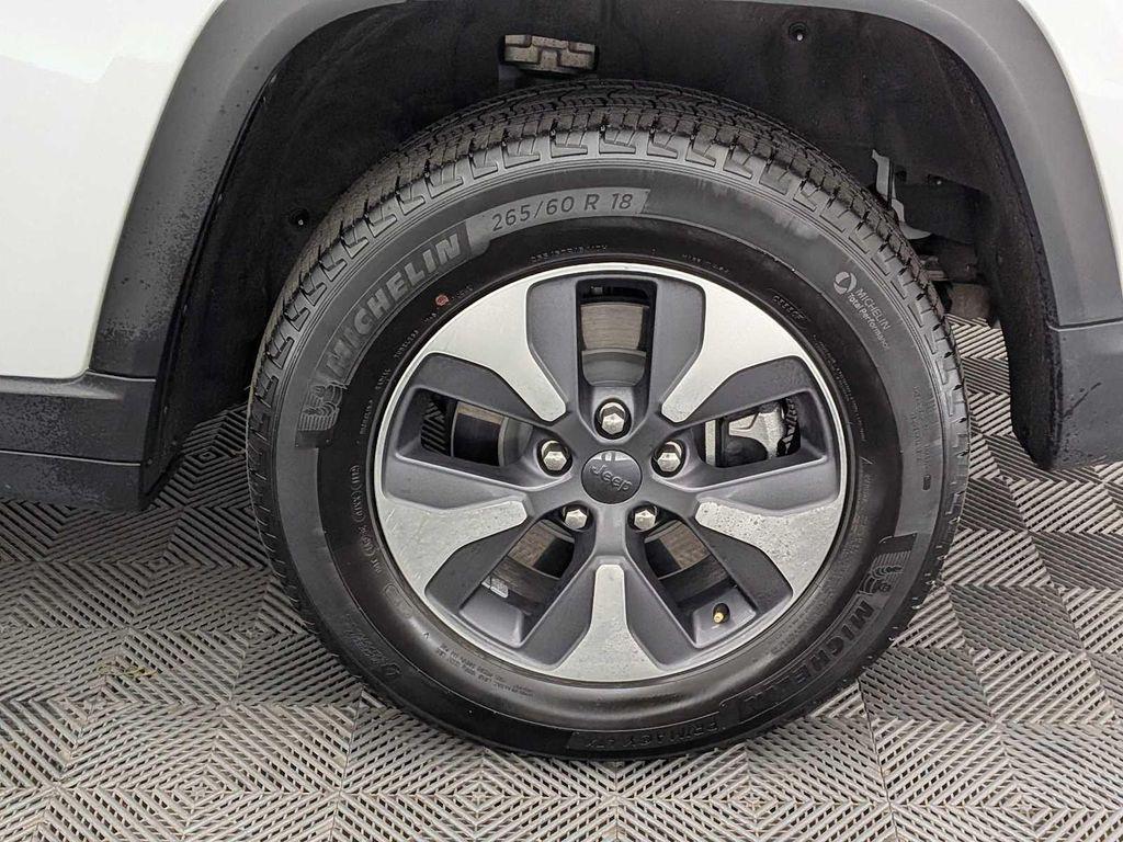 used 2022 Jeep Grand Cherokee 4xe car, priced at $27,995