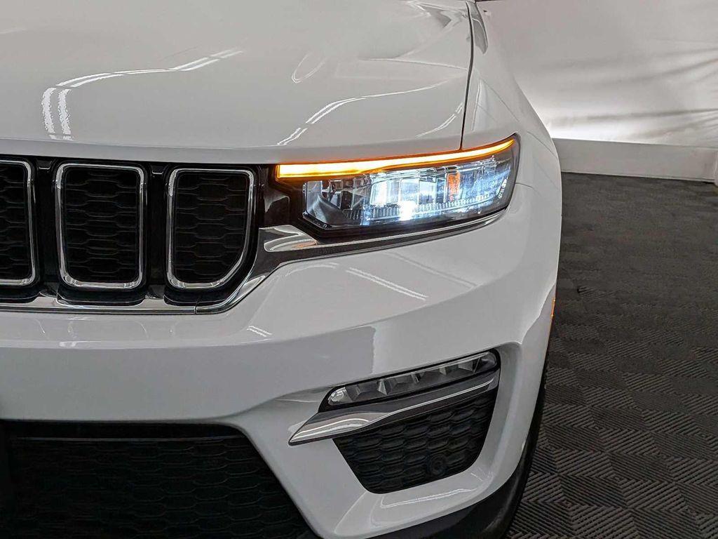 used 2022 Jeep Grand Cherokee 4xe car, priced at $27,995