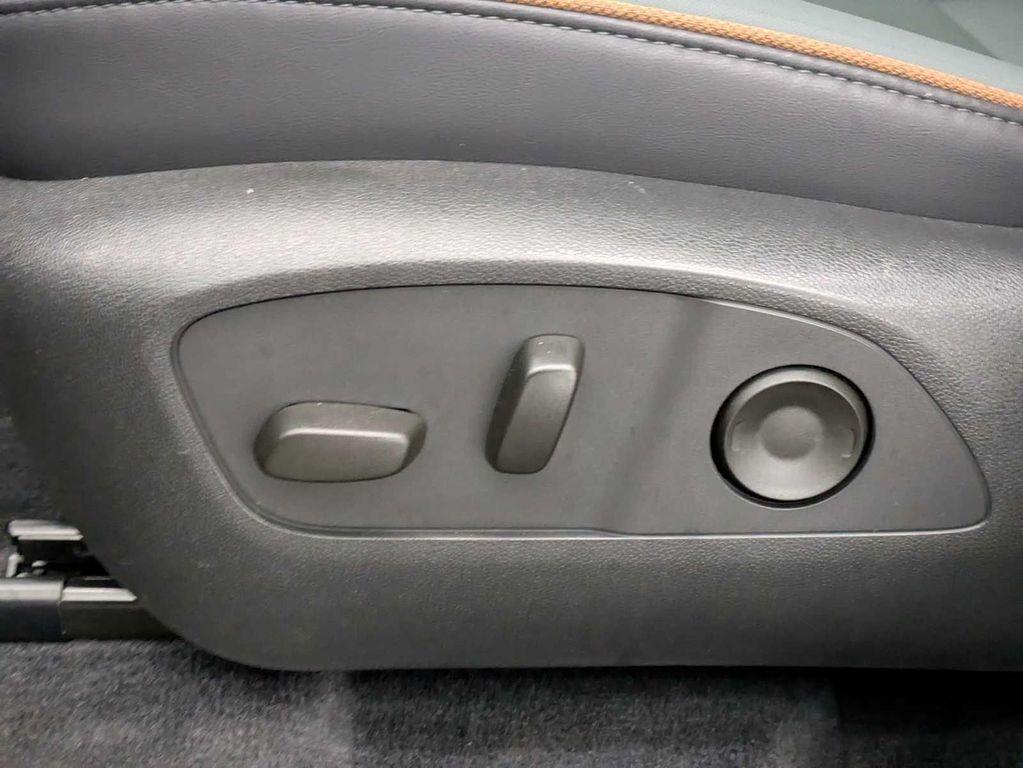 used 2025 GMC Acadia car, priced at $46,995