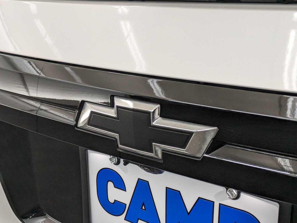 used 2024 Chevrolet Traverse car, priced at $44,495