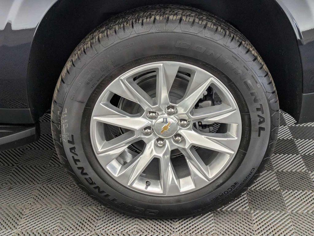 new 2025 Chevrolet Suburban car, priced at $72,500