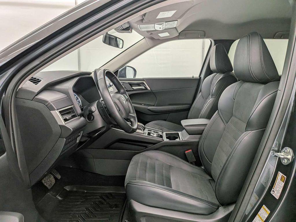 used 2024 Mitsubishi Outlander car, priced at $23,295