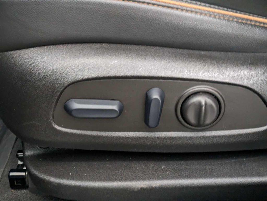 used 2023 GMC Acadia car, priced at $31,995