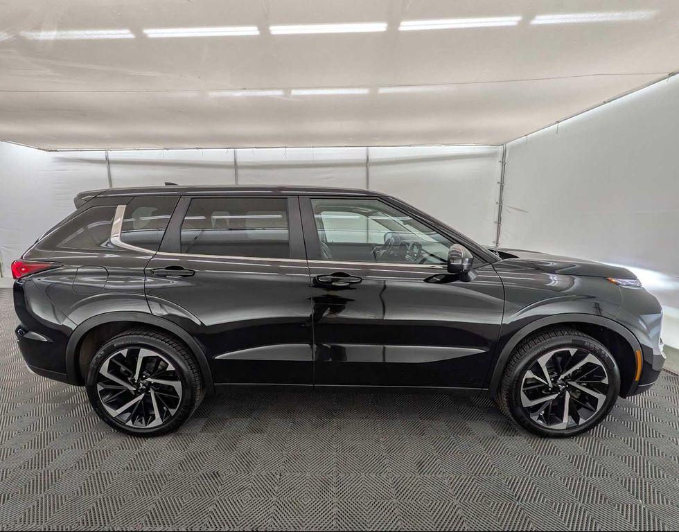 used 2024 Mitsubishi Outlander car, priced at $21,895