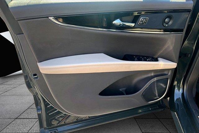 used 2022 Lincoln Nautilus car, priced at $25,884