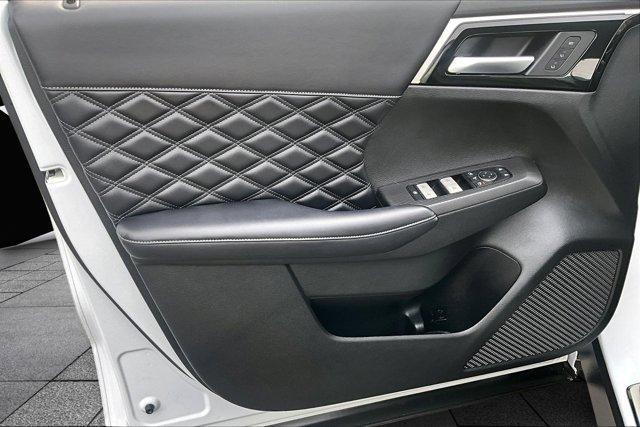 used 2023 Mitsubishi Outlander car, priced at $26,984