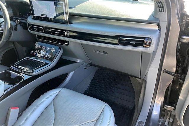 used 2021 Lincoln Nautilus car, priced at $31,894