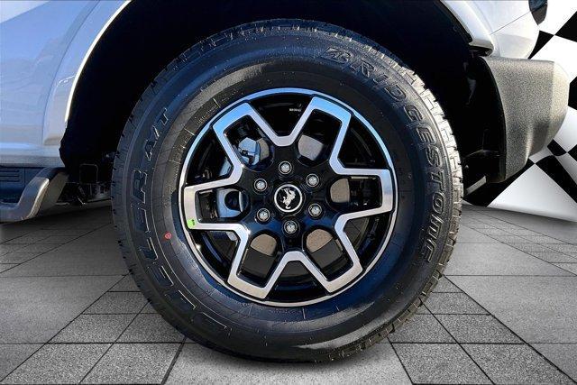 new 2025 Ford Bronco car, priced at $45,364