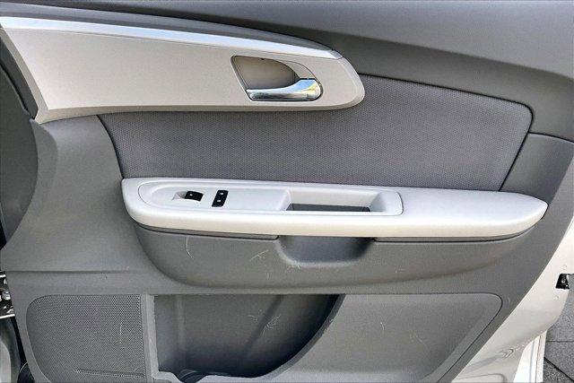 used 2009 Chevrolet Traverse car, priced at $11,995