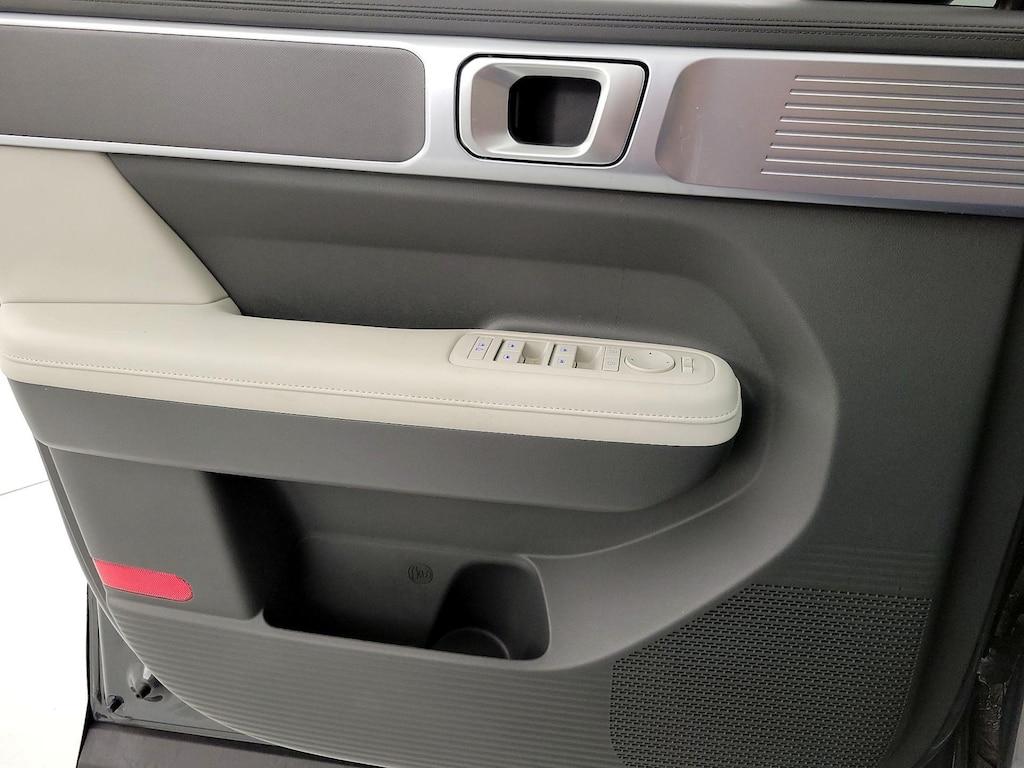 used 2025 Hyundai Santa Fe car, priced at $31,998