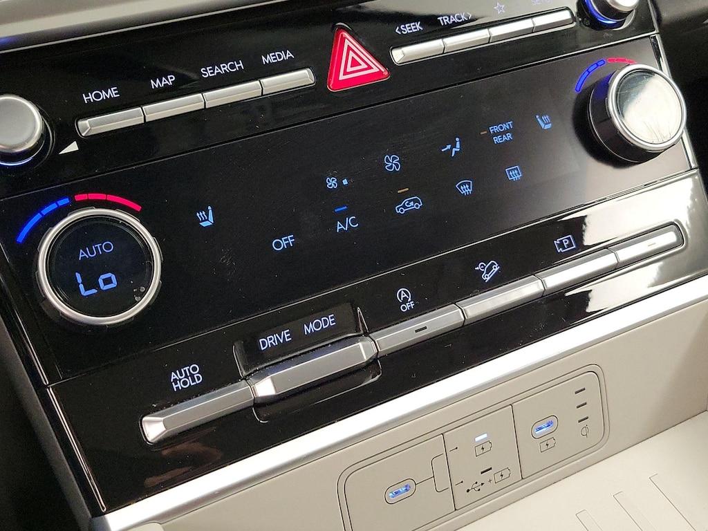 used 2025 Hyundai Santa Fe car, priced at $29,998