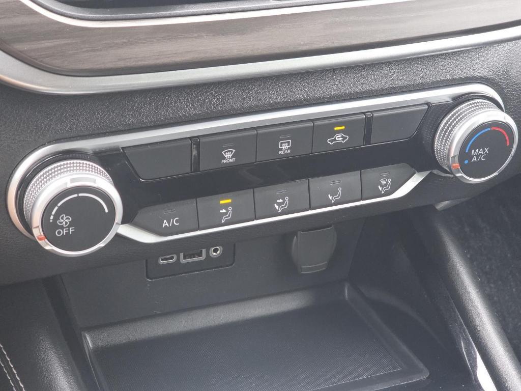 used 2023 Nissan Altima car, priced at $19,356