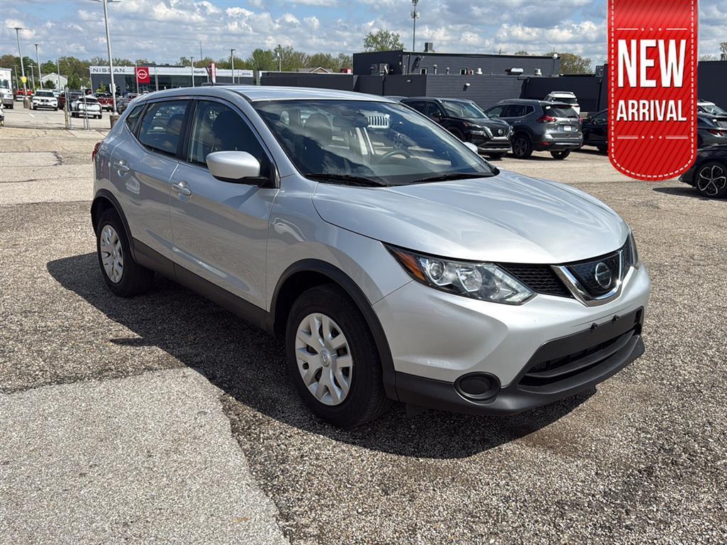 used 2019 Nissan Rogue Sport car, priced at $10,000