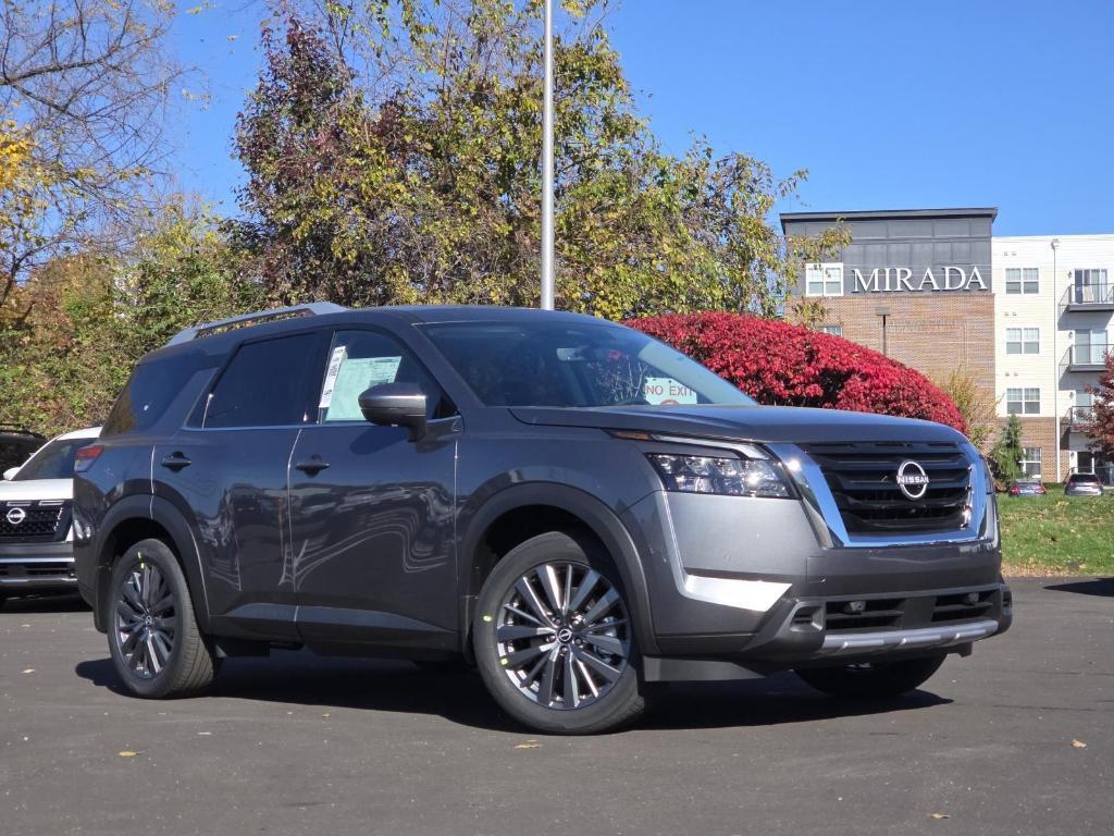 new 2025 Nissan Pathfinder car, priced at $40,864