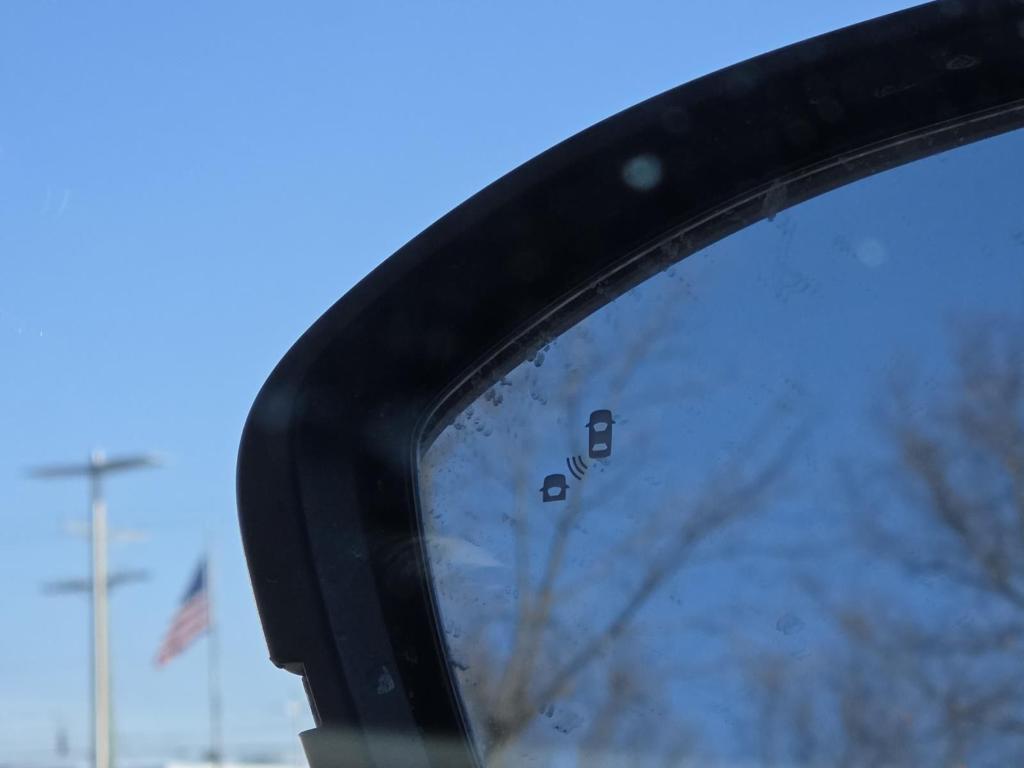 new 2026 Nissan Pathfinder car, priced at $50,687