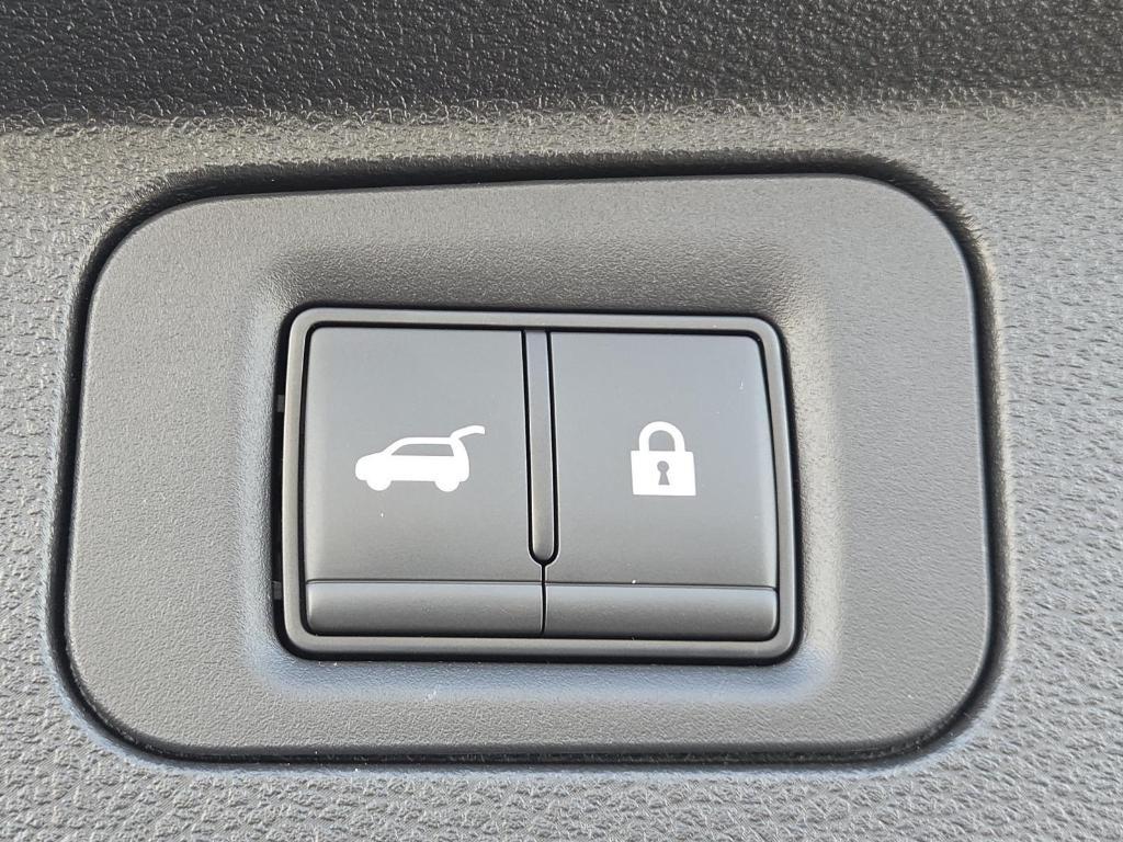 new 2026 Nissan Kicks car, priced at $27,663