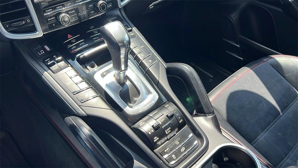 2016 Carmine Red Porsche Cayenne