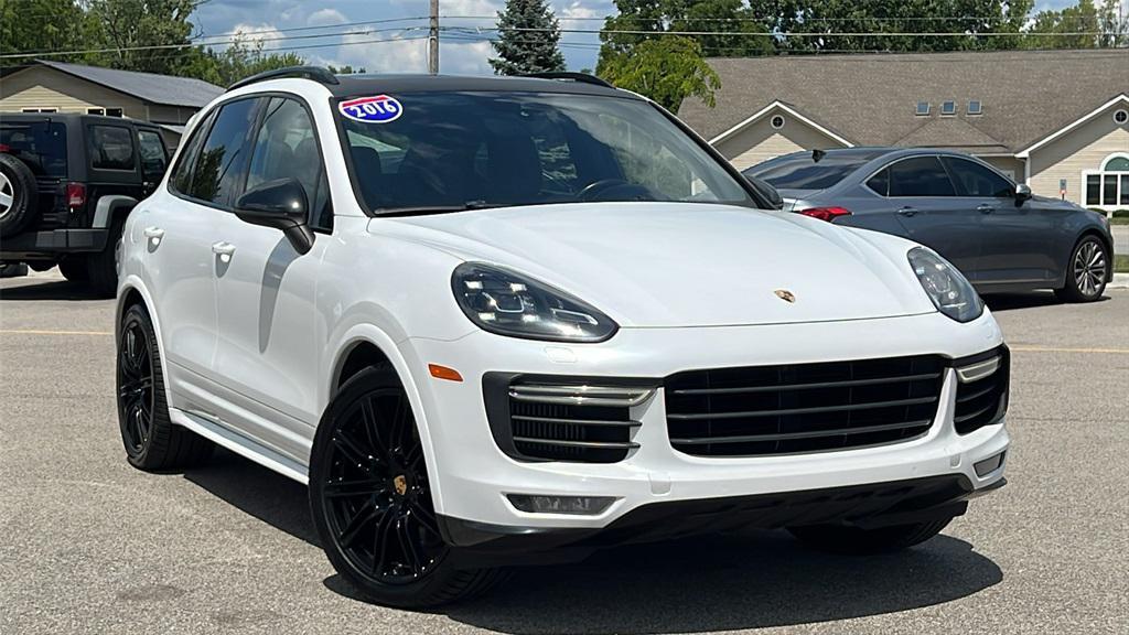 2016 Carmine Red Porsche Cayenne
