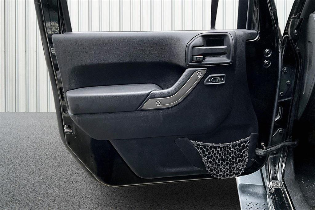 used 2014 Jeep Wrangler Unlimited car, priced at $10,975