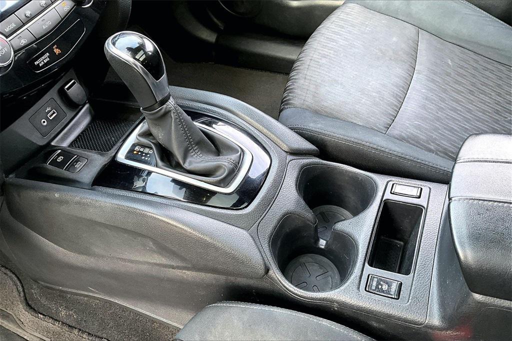 used 2019 Nissan Rogue car, priced at $13,875