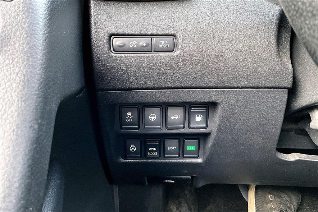 used 2019 Nissan Rogue car, priced at $13,875