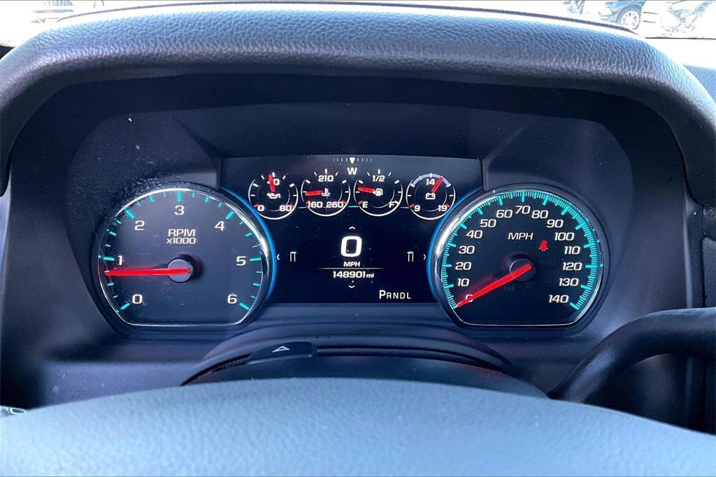 used 2017 Chevrolet Suburban car, priced at $20,475