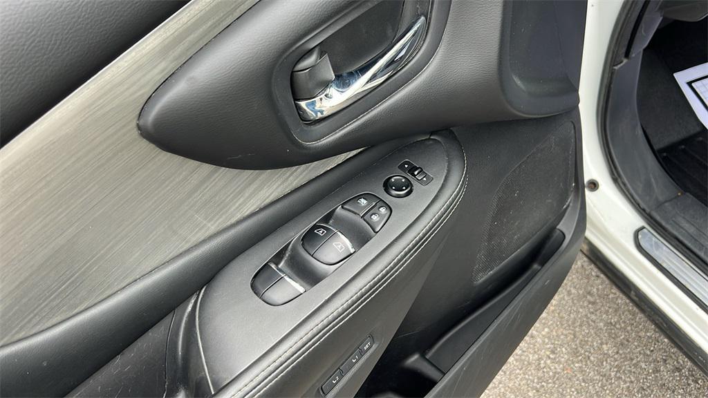 used 2016 Nissan Murano car, priced at $10,475