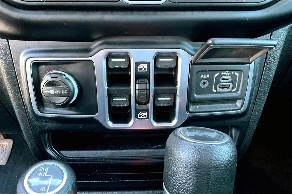 used 2021 Jeep Wrangler Unlimited car, priced at $27,675