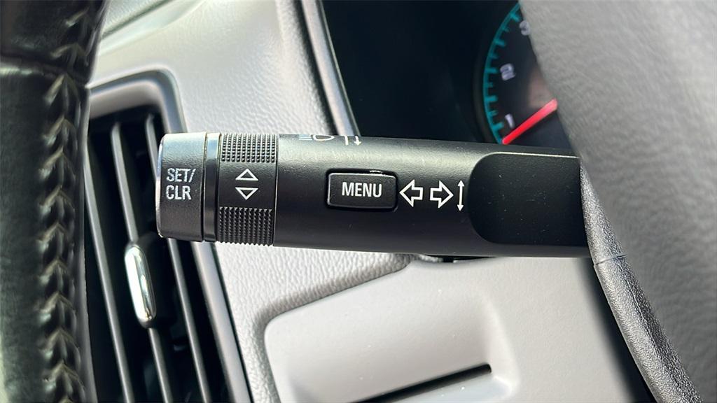 used 2015 Chevrolet Colorado car, priced at $11,775