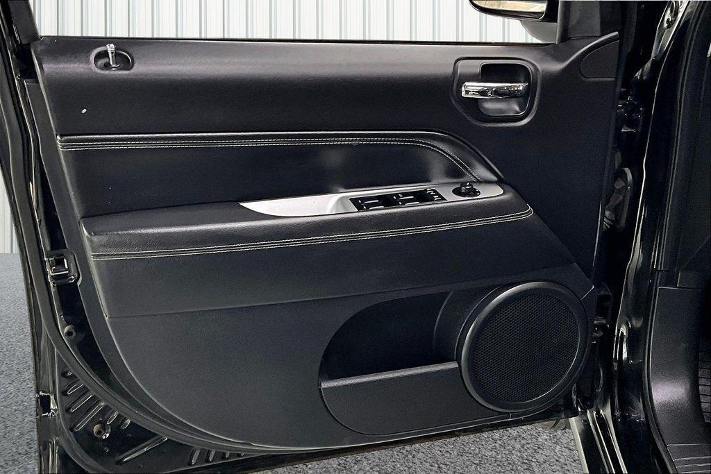 used 2015 Jeep Compass car, priced at $7,775