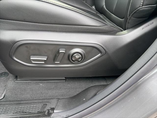 new 2026 Jeep Grand Cherokee car, priced at $48,300