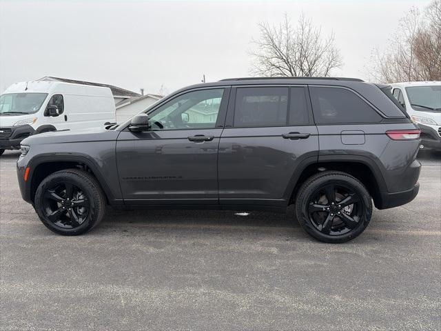 new 2026 Jeep Grand Cherokee car, priced at $48,300