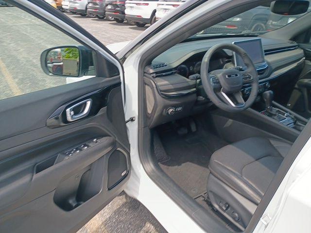 used 2025 Jeep Compass car, priced at $27,786