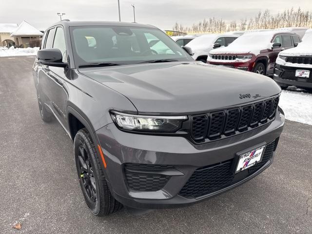 new 2025 Jeep Grand Cherokee car, priced at $43,075