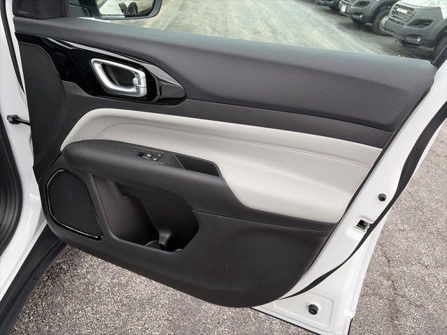 new 2026 Jeep Compass car, priced at $31,970