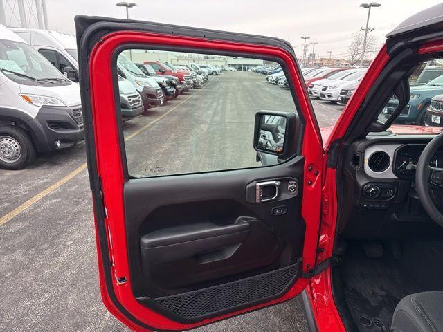 used 2025 Jeep Wrangler 4xe car, priced at $31,306