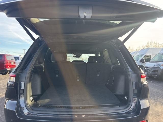 used 2024 Jeep Grand Cherokee car, priced at $34,997