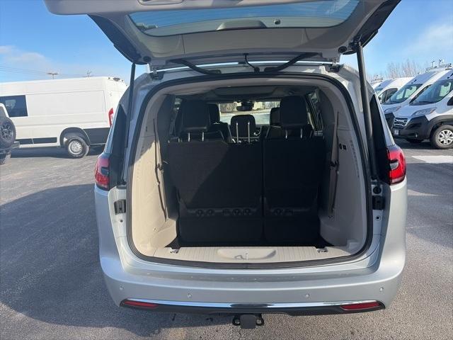 used 2024 Chrysler Pacifica car, priced at $38,708