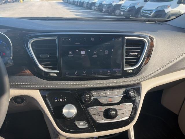 used 2024 Chrysler Pacifica car, priced at $38,708