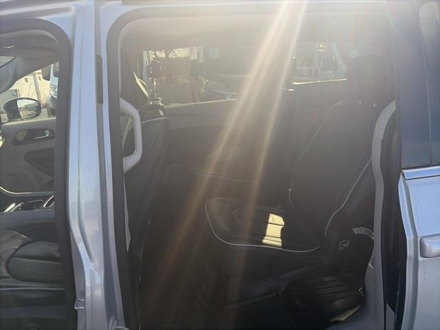 used 2024 Chrysler Pacifica car, priced at $38,708