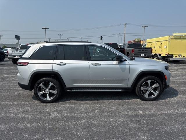 used 2024 Jeep Grand Cherokee car, priced at $33,779