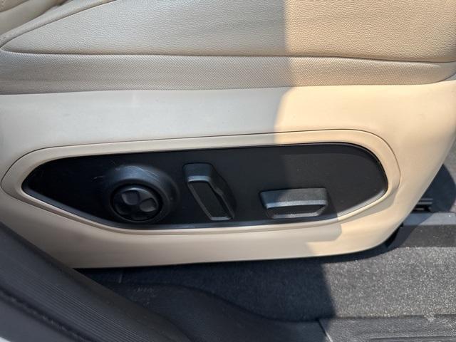 used 2024 Jeep Grand Cherokee car, priced at $33,779