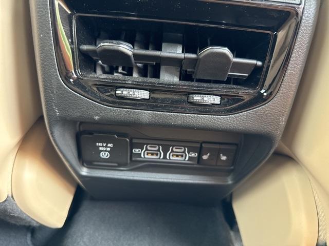 used 2024 Jeep Grand Cherokee car, priced at $33,779