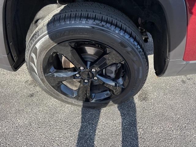 used 2024 Jeep Grand Cherokee L car, priced at $34,962