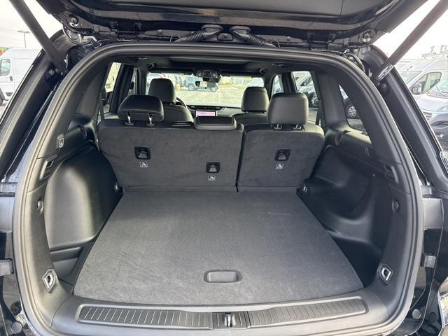 new 2025 Jeep Grand Cherokee car, priced at $47,905