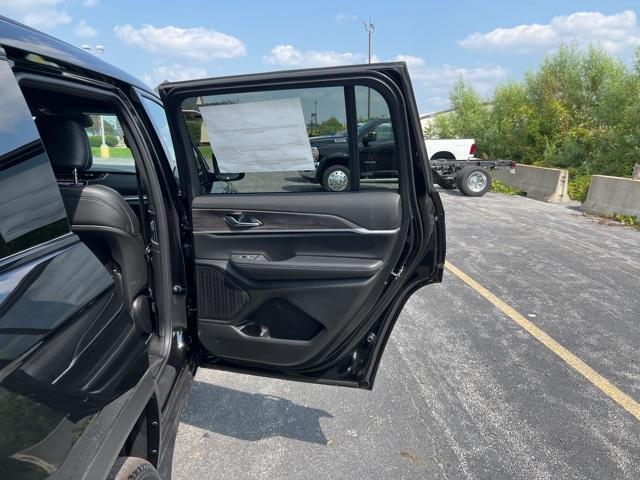 new 2025 Jeep Grand Cherokee L car, priced at $42,640