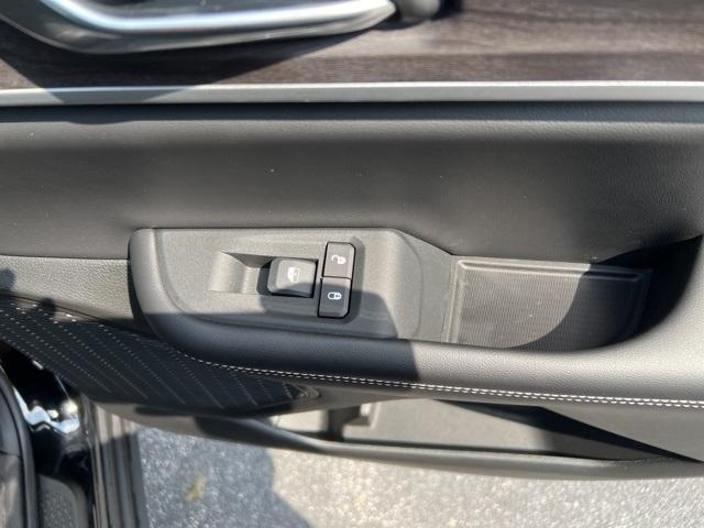 new 2025 Jeep Grand Cherokee L car, priced at $42,640